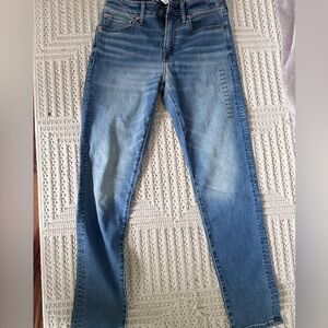 American Eagle Men’s Blue Denim Jeans size 29/32 NWT